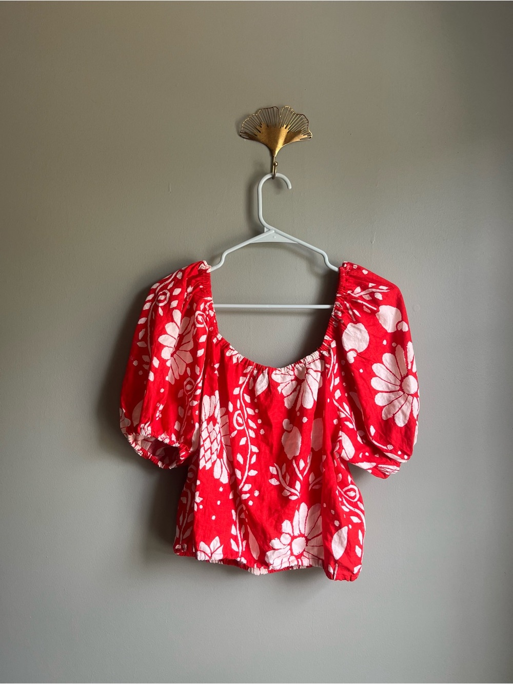 Haute Hippie Red Floral Puff-Sleeve Blouse - Picture 3 of 4